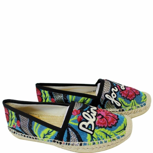 GUCCI Embroidered Blind For Love Espadrilles Flat - Picture 2 of 7